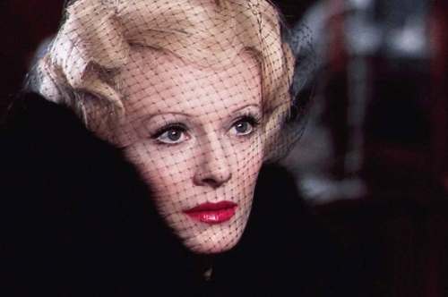 l’empire des sens,Ōshima,twilight,le miroir obscur : une histoire du cinéma des vampires,les lèvres rouges,harry kümel,bram stoker,coppola,dracula,sylvain métafiot,zone critique,nosferatu,robert eggers,les prédateurs,stéphane du mesnildot,vampire,sexualité transgressive