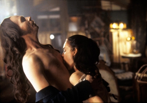 L’Empire des Sens,Ōshima,Twilight,Le Miroir obscur : une histoire du cinéma des vampires,Les Lèvres rouges,Harry Kümel,Bram Stoker, Coppola,Dracula,Sylvain Métafiot, Zone critique,Nosferatu,Robert Eggers,Les prédateurs,Stéphane du Mesnildot,vampire,sexualité transgressive,