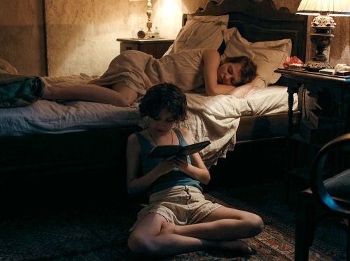 cimes cinéphiliques 2025,sylvain métafiot,ne bataille après l'autre,paul thomas anderson,black dog,hu guan,&nbsp;mektoub my love : canto due,abdellatif kechiche,À la lueur de la chandelle,andré gil mata,ermiglio,maura delpero,a house of dynamite,kathryn bigelow,eephus,carson lund,gangs of taïwan,keff,dimanches,shokir kholikov,la chambre de mariana,emmanuel finkiel,un parfait inconnu,james mangold,the brutalist,brady corbet,train dreams,clint bentley,chime,kiyoshi kurosawa,prima la vita,francesca comencini,amélie et la métaphysique des tubes,maïlys vallade et liane-cho han,tardes de soledad,albert serra,lumière,l'aventure continue,thierry frémaux,lumière de mes yeux,sophie bredier,selegna sol,anouk moyaux,parthenope,paolo sorrentino,resurrection,bi gan,mon gâteau préféré,maryam moqadam et behtash sanaeeha,le rire et le couteau